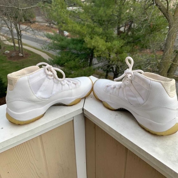 Silver Anniversary XI Sz 10 replacement box